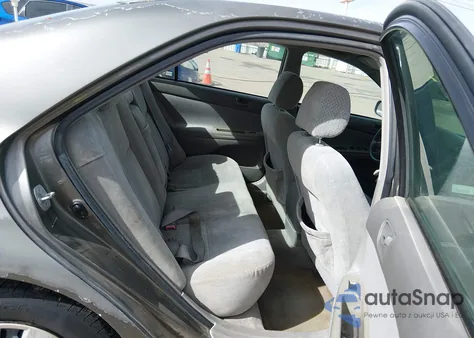 2004 Toyota Camry Le from USA, damaged, VIN 4T1BE32KX4U923090